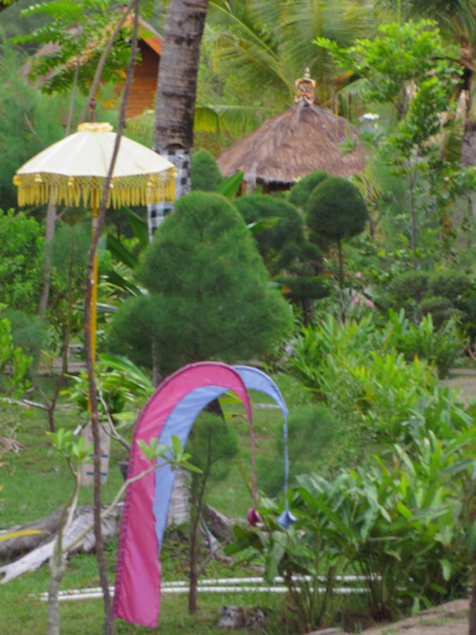 Jepun Bungalows Gili Meno Exterior foto