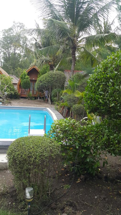 Jepun Bungalows Gili Meno Exterior foto
