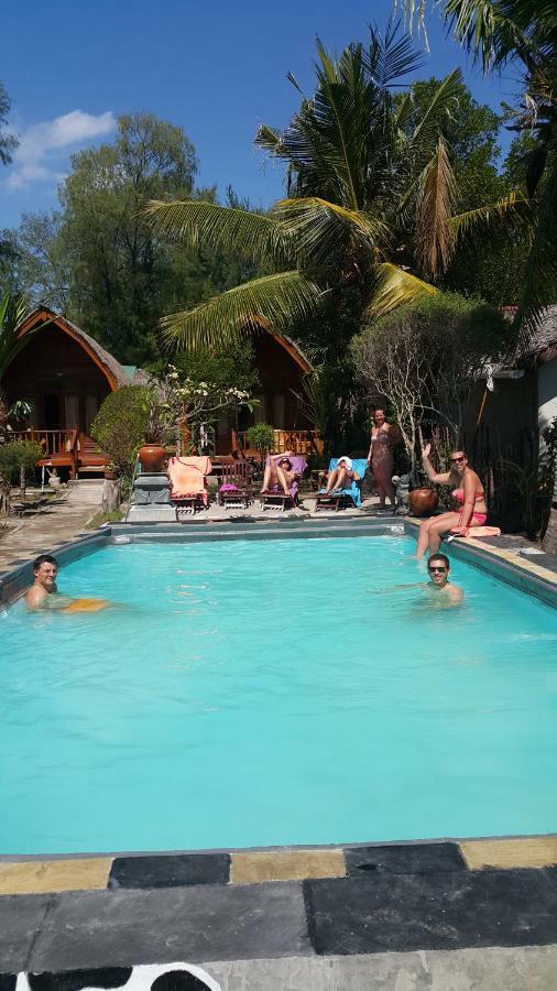 Jepun Bungalows Gili Meno Exterior foto
